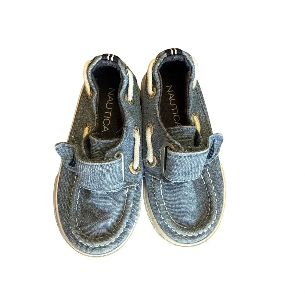 Nautica Blue Strap Closure Boat Shoes Todder Unisex Size 5